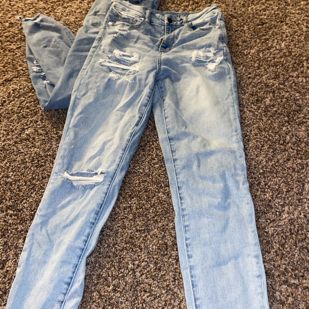 Hiii I got all these clothes I don’t want lol - Picture 2 of 12